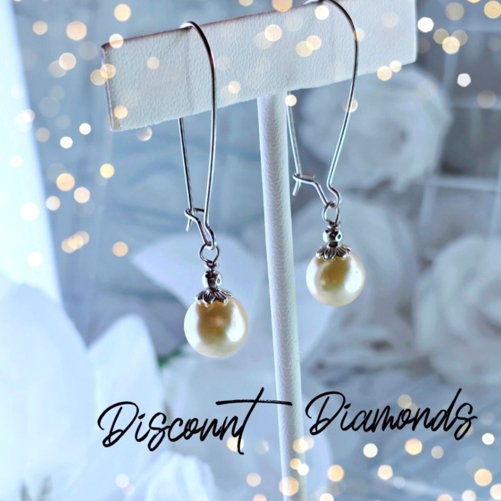 Yellow South Sea Shell 10 mm Pearl Earrings Wire Hook on 925 Silver